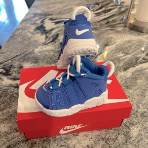 Nike Air Baby Shoes size 4c NWOT
